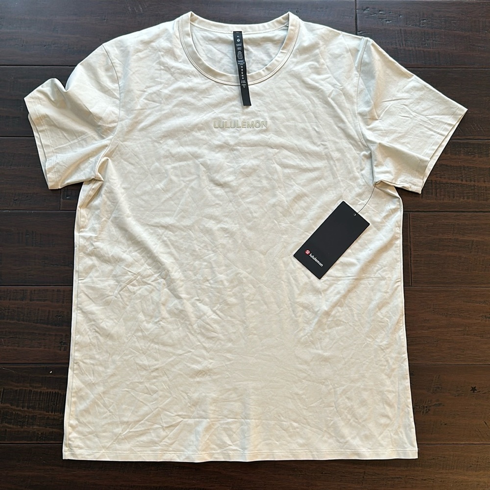 Lululemon Men’s Fundamental Graphic Short Sleeve T-Shirt -Bone